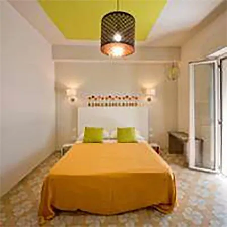 Il Quadrato מרינה די סקבוניאה